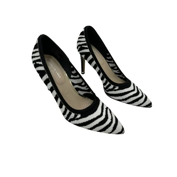 Kenneth Cole Shoes - Kenneth Cole New York Zebra Print Heels Size 7.5 Animal Print Pointed Toe